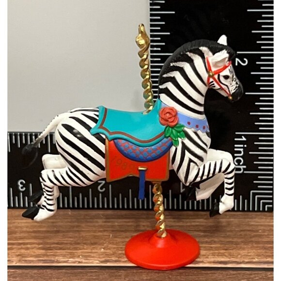 1989 HALLMARK KEEPSAKE ORNAMENT CAROUSEL ZEBRA BY LINDA SICKMAN ARTISTS FAVORITE - Picture 6 of 8